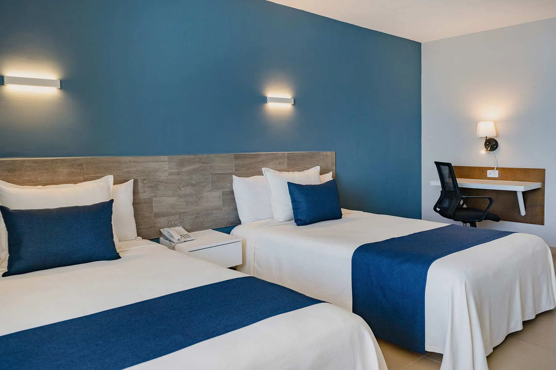 Habitacion con dos camas para cuatro personas en hotel Star Palace Mazatlan